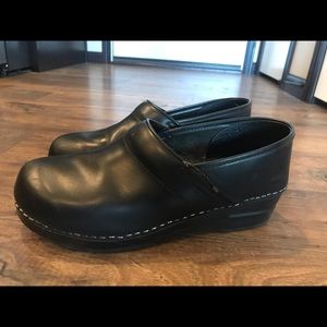 Black Dansko Classic Clogs
